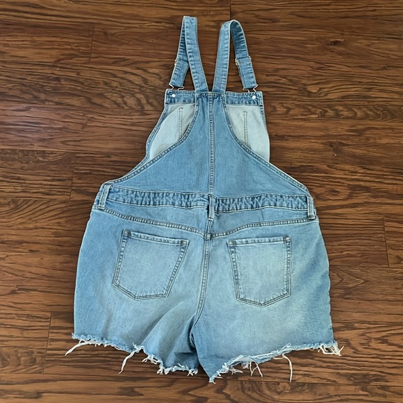 Isabel Maternity overall jeans shorts - Picture 6 of 12